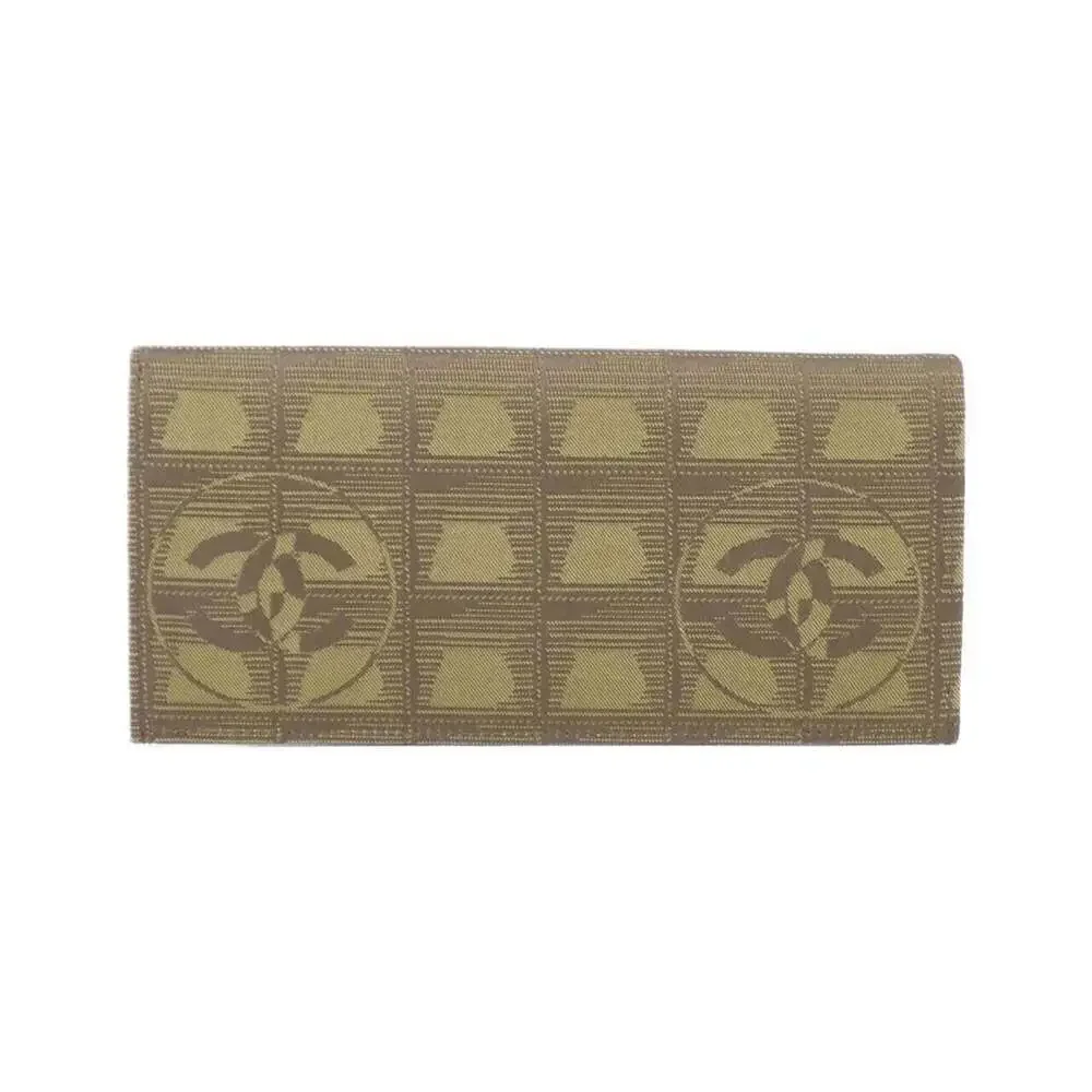 CHANEL Green Wallet